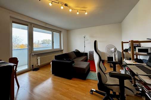 Wohnbereich Wohnbereich - Etagenwohnung in 85540 Haar mit 61m² kaufen