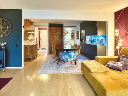 Erdgeschoss Wohnzimmer Erdgeschoss Wohnzimmer - Reihenmittelhaus in 85643 Steinhöring mit 138m² kaufen