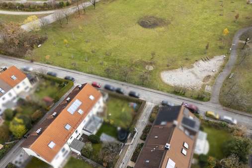 Luftbild - Reihenmittelhaus in 85591 Vaterstetten mit 104m² kaufen