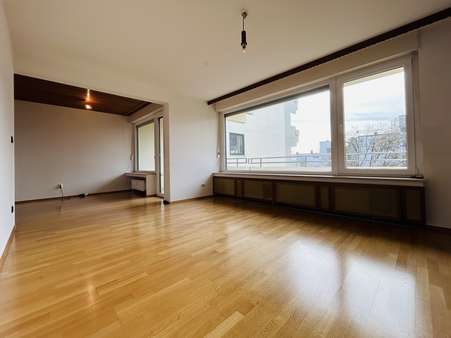 Wohnzimmer Ansicht 2 Wohnzimmer Ansicht 2 - Etagenwohnung in 85716 Unterschleißheim mit 93m² kaufen