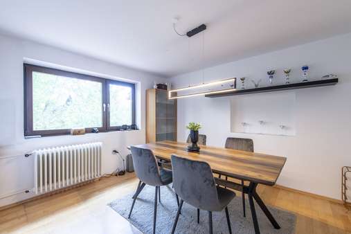 Essbereich Einliegerwohnung - Doppelhaushälfte in 85521 Ottobrunn mit 245m² kaufen