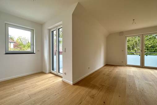 Wohnraum - Etagenwohnung in 81545 München mit 99m² mieten
