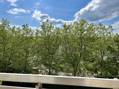 Blick vom Westbalkon - Etagenwohnung in 82024 Taufkirchen mit 60m² kaufen