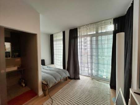 Wohn-/ Schlafzimmer - Etagenwohnung in 81677 München mit 34m² kaufen