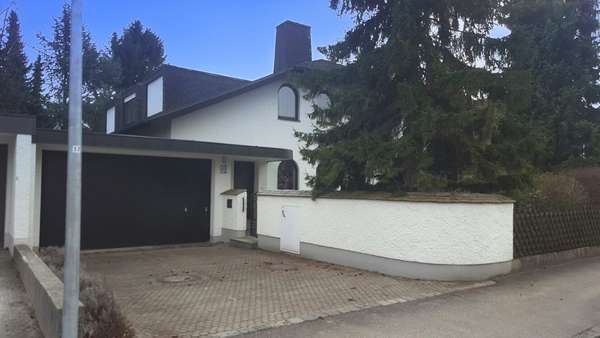 Zugang zum Haus - Grundstück in 80999 München mit 1044m² kaufen