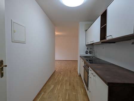 Küchenzeile am Eingang - Wohnung in 85521 Ottobrunn mit 38m² kaufen