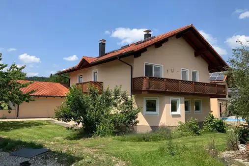 Mehrgenerationenhaus in herrlicher Lage an der Mangfall