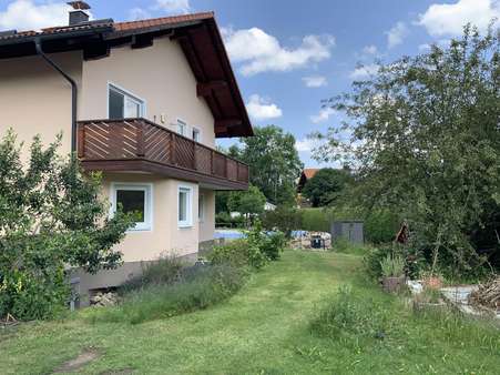 vorderer Garten - Einfamilienhaus in 83620 Feldkirchen-Westerham mit 260m² kaufen