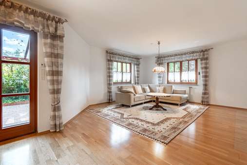Wohnzimmer Wohnzimmer - Einfamilienhaus in 82237 Wörthsee mit 208m² kaufen