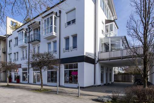 ansprechende Räumlichkeiten - Ladenlokal in 85521 Ottobrunn mit 203m² kaufen