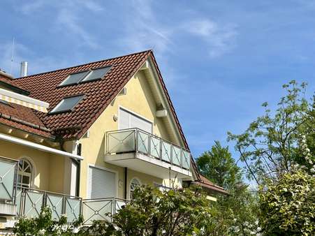 Außenansicht - Dachgeschosswohnung in 82008 Unterhaching mit 152m² kaufen