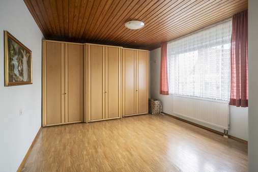 Schlafzimmer EG - Doppelhaushälfte in 85716 Unterschleißheim mit 75m² kaufen