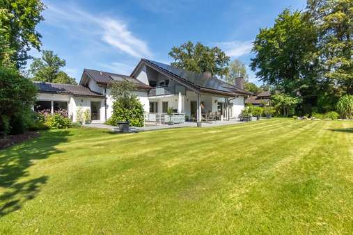 Ihr Garten - Villa in 85598 Baldham mit 330m² kaufen