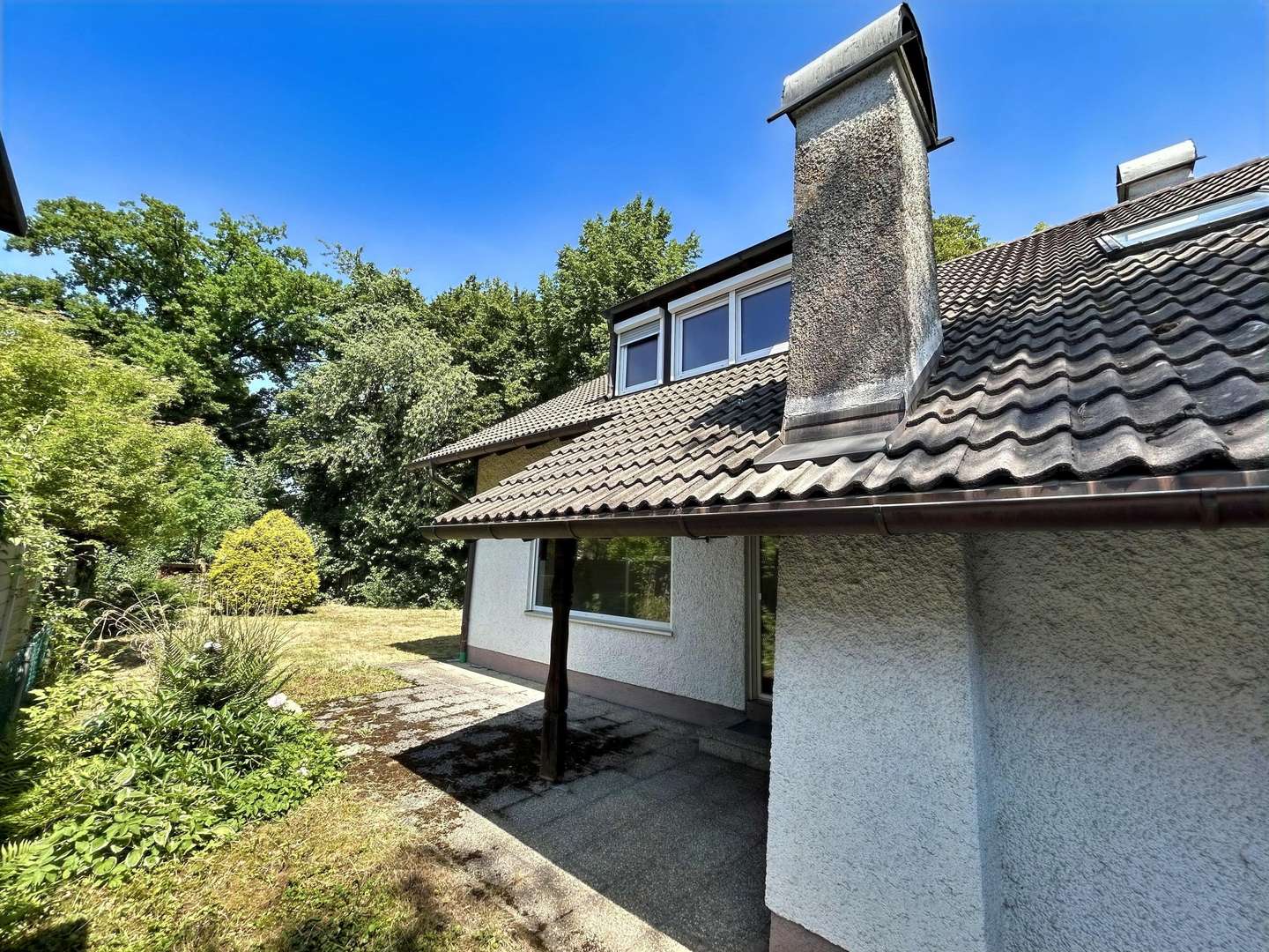 Hausansicht - Einfamilienhaus in 81827 München mit 156m² kaufen