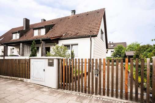 Hausansicht - Grundstück in 85716 Unterschleißheim mit 520m² kaufen