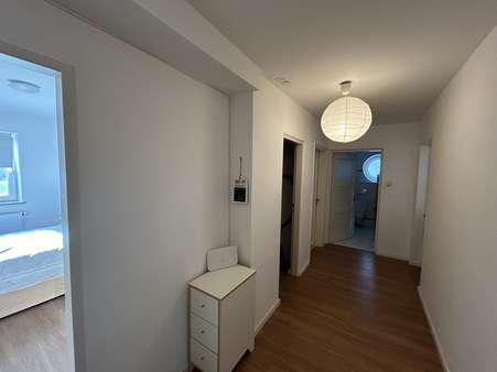 Flur WG - Mehrfamilienhaus in 80999 München mit 497m² kaufen