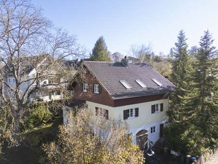 Nordansicht - Einfamilienhaus in 82319 Starnberg mit 140m² kaufen