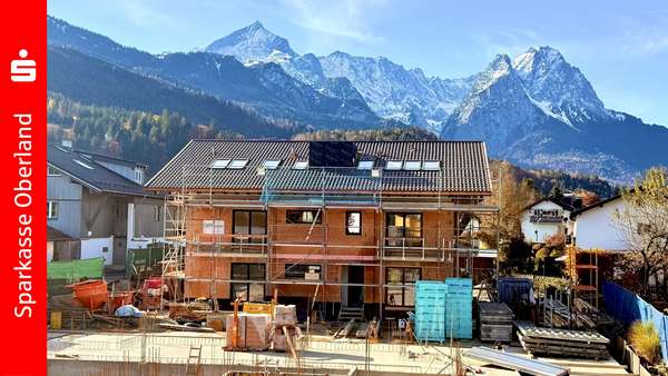 Hausansicht - Erdgeschosswohnung in 82467 Garmisch-Partenkirchen mit 109m² kaufen