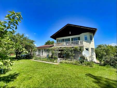 Ansicht vom Garten - Zweifamilienhaus in 82362 Weilheim mit 165m² kaufen