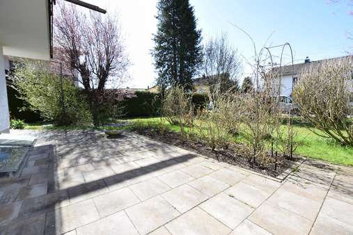 große Terrasse und Garten - Zweifamilienhaus in 82380 Peißenberg mit 281m² kaufen