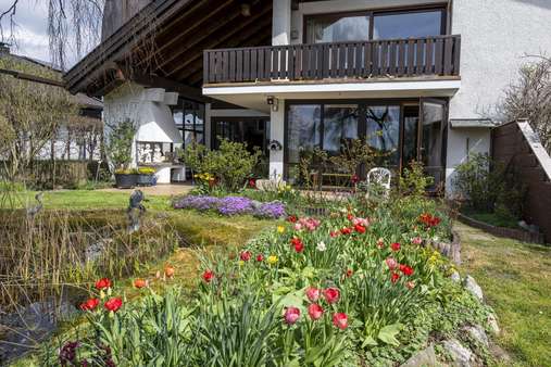 Garten mit Teich - Doppelhaushälfte in 86956 Schongau mit 221m² kaufen