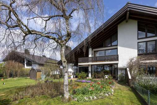 Südansicht - Doppelhaushälfte in 86956 Schongau mit 221m² kaufen
