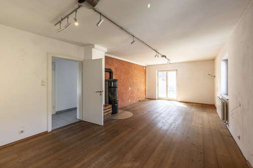 Wohnzimmer Erdgeschoss - Zweifamilienhaus in 82418 Murnau mit 152m² kaufen