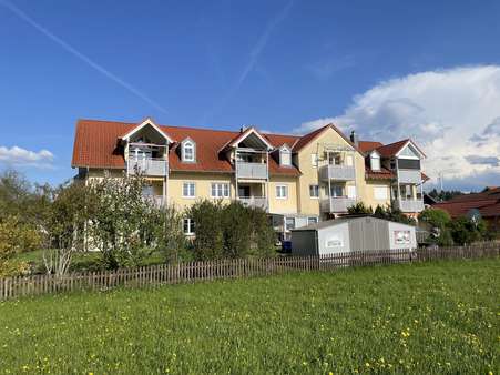 Westansicht - Etagenwohnung in 86971 Peiting mit 76m² kaufen