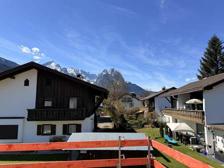 Aussicht - Etagenwohnung in 82467 Garmisch-Partenkirchen mit 75m² kaufen