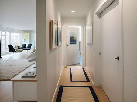Wohnraum visualisiert - Erdgeschosswohnung in 82327 Tutzing mit 109m² kaufen