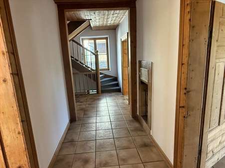 Erdgeschoss: Flur - Einfamilienhaus in 82467 Garmisch-Partenkirchen mit 170m² kaufen
