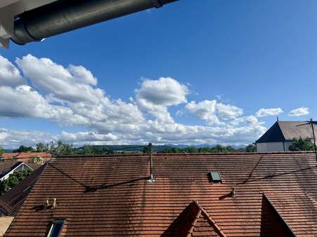 Blick vom Balkon Blick vom Balkon - Dachgeschosswohnung in 86971 Peiting mit 92m² mieten