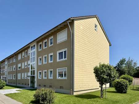 Ansicht von Westen - Etagenwohnung in 86956 Schongau mit 70m² kaufen