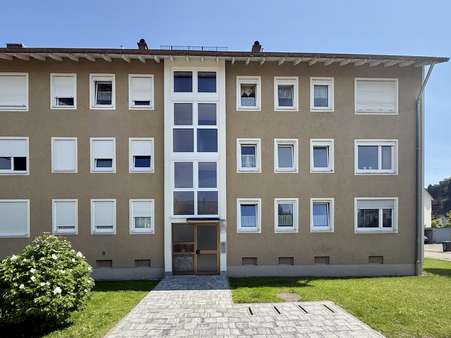 Frontansicht - Etagenwohnung in 86956 Schongau mit 70m² kaufen