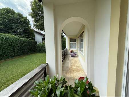 Balkon Balkon - Erdgeschosswohnung in 82467 Garmisch-Partenkirchen mit 110m² kaufen