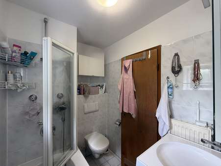 Badezimmer Badezimmer - Erdgeschosswohnung in 82377 Penzberg mit 49m² kaufen