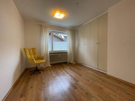 Wartezimmer - Büro in 82383 Hohenpeißenberg mit 115m² mieten