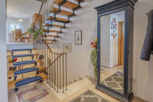 Treppenhaus Treppenhaus - Reiheneckhaus in 82377 Penzberg mit 113m² kaufen