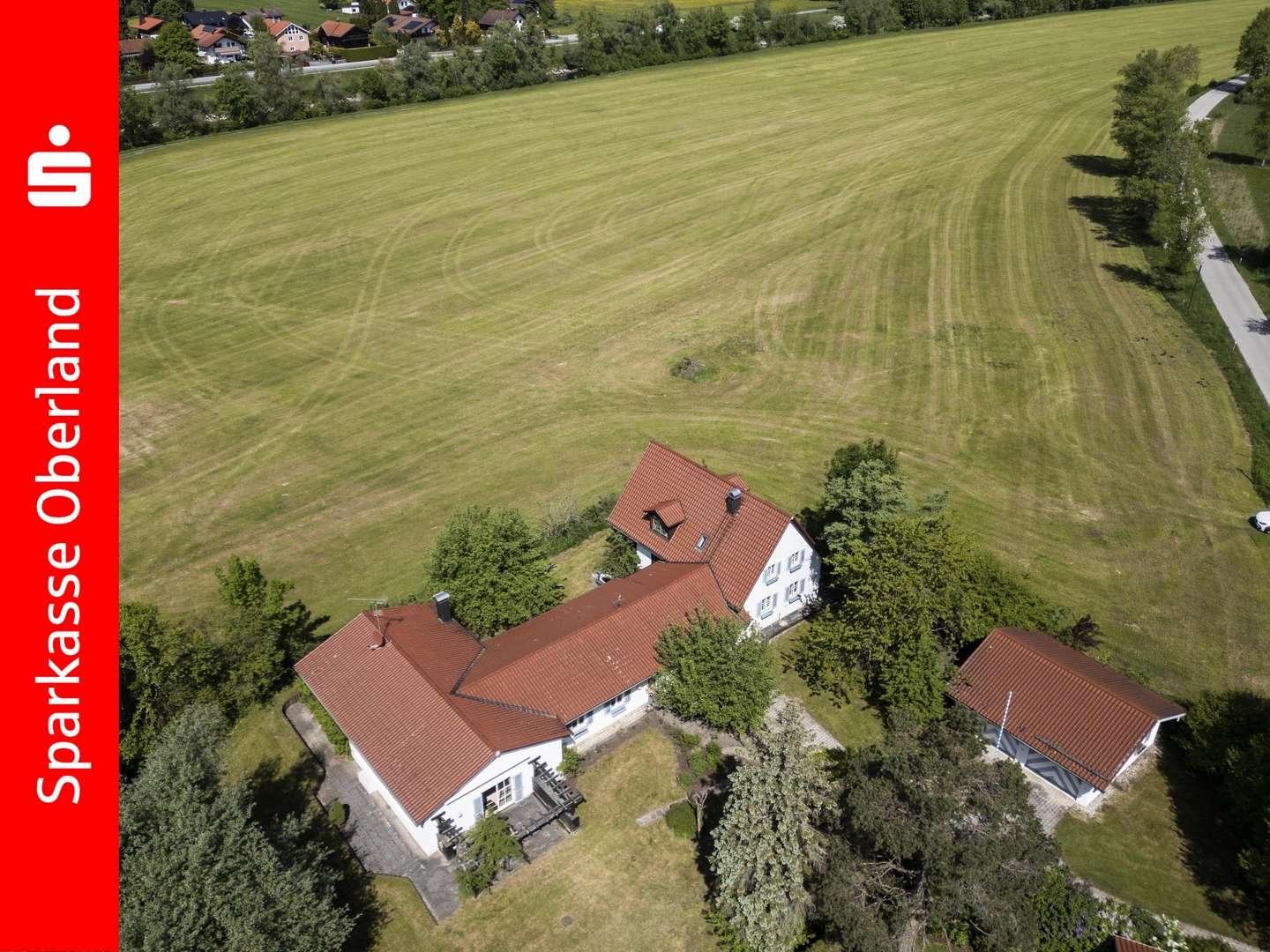 Freie Sicht auf die Wiese Freie Sicht auf die Wiese - Landhaus in 83670 Bad Heilbrunn mit 293m² kaufen