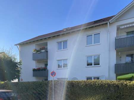 Außenansicht von Osten Außenansicht von Osten - Etagenwohnung in 86956 Schongau mit 86m² kaufen