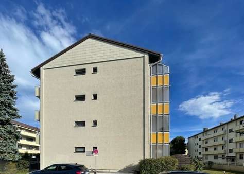 Ansicht von Westen Ansicht von Westen - Etagenwohnung in 82362 Weilheim mit 74m² kaufen
