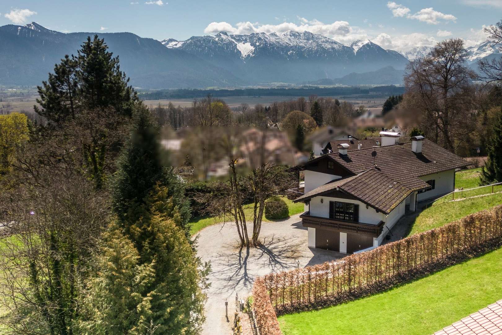 Villa mit Panoramablick - Einfamilienhaus in 82418 Murnau mit 316m² kaufen