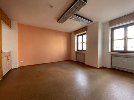 Besprechungsraum - Büro in 86956 Schongau mit 93m² mieten