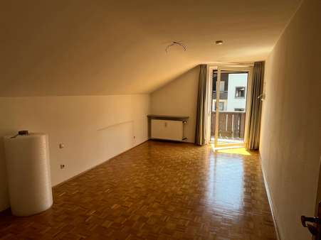 Schlafzimmer - Dachgeschosswohnung in 82467 Garmisch-Partenkirchen mit 56m² kaufen