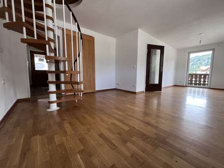 Zimmer - Etagenwohnung in 82490 Farchant mit 65m² kaufen