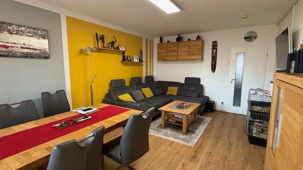 Wohnen und Essen Wohnen und Essen - Erdgeschosswohnung in 83395 Freilassing mit 85m² kaufen