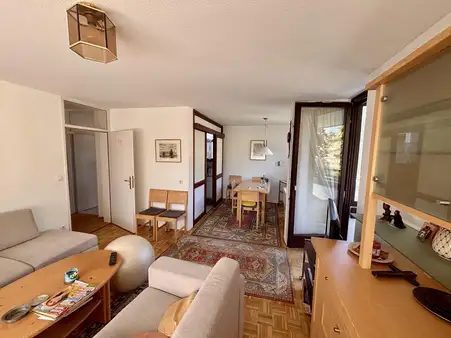 4 Zimmer Wohnung mit Ausblick
