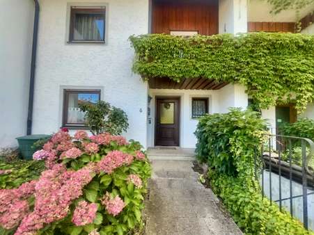 Außenansicht - Reihenmittelhaus in 83395 Freilassing mit 160m² kaufen