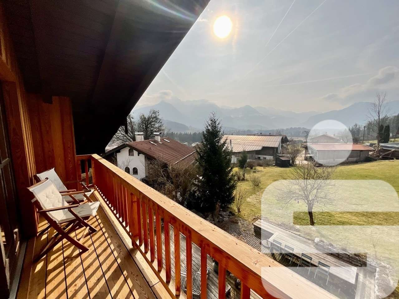 Sonnenbalkon Sonnenbalkon - Dachgeschosswohnung in 83483 Bischofswiesen mit 99m² kaufen