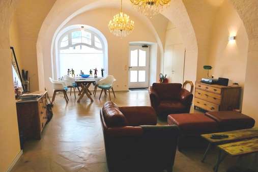 Geräumige Zimmer - Loft / Studio / Atelier in 83471 Berchtesgaden mit 248m² kaufen